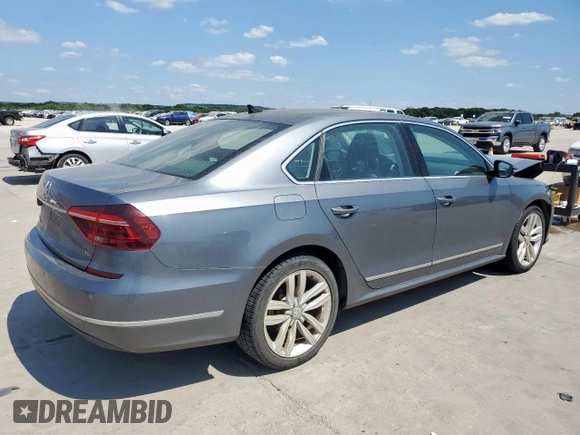 2017 Volkswagen Passat SE z VIN 1VWGT7A35HC074710, wystawiony jako Copart lot #57789935 z przebiegiem 117 351 mil mil oraz Szkoda całkowita • Salvage title. Historia ofert i sprzedaży dostępna na DreamBid. Obrazek 3.