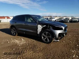2017 Jaguar F-Pace 35t R-Sport with VIN SADCL2BV1HA886526, listed as a Copart auction lot 46521475 with 129,505 mi miles and Salvage Title. Bid and sale history available at DreamBid. Image 12.