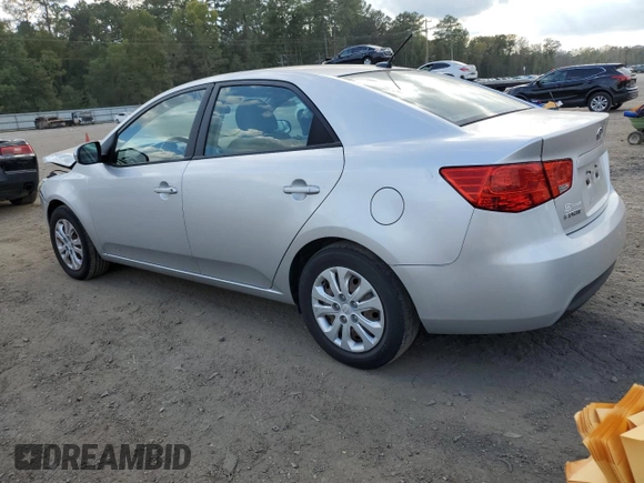 2013 Kia Forte EX with VIN KNAFU4A25D5696771, listed as a Copart auction lot 72804453 with 140,173 mi miles and Clean Title. Bid and sale history available at carsss.com. Image 2.