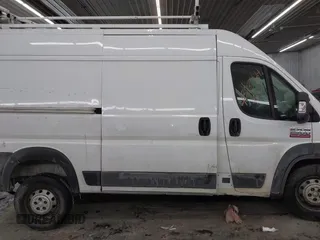 2014 Ram ProMaster Cargo with VIN 3C6TRVCG4EE101220, listed as a IAAI auction lot 41323764 with 270,810 mi miles. Bid and sale history available at carsss.com. Image 13.