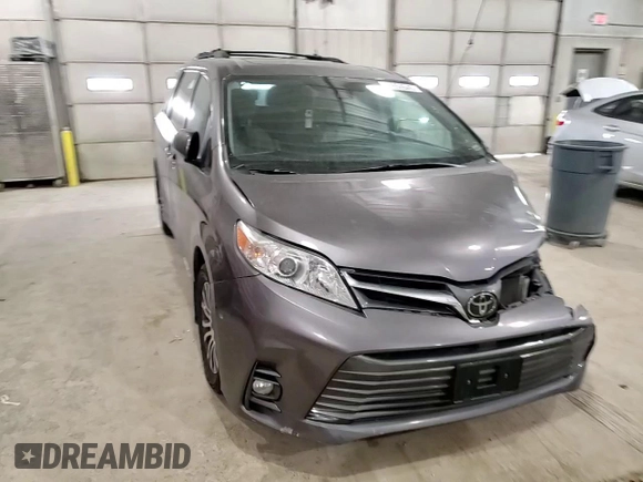 2020 Toyota Sienna XLE Auto Access Seat with VIN 5TDYZ3DC4LS039013, listed as a Copart auction lot 46858545 with 103,103 mi miles and Salvage Title. Bid and sale history available at carsss.com. Image 12.