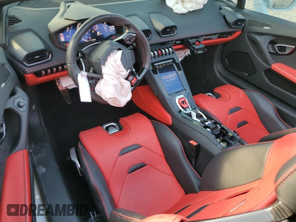 2022 Lamborghini Huracan z VIN ZHWUT5ZF9NLA17926, wystawiony jako Copart lot #83543394 z przebiegiem 5 830 mil mil oraz Szkoda całkowita • Salvage title. Historia ofert i sprzedaży dostępna na DreamBid. Obrazek 8.