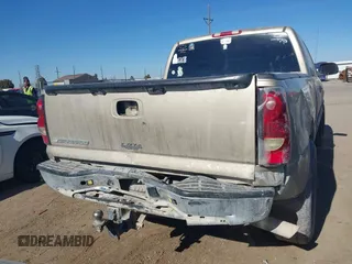2006 Chevrolet Silverado 1500 LT1 with VIN 1GCEC19T36Z139866, listed as a IAAI auction lot 41324041 with 338,425 mi miles and . Bid and sale history available at DreamBid. Image 16.