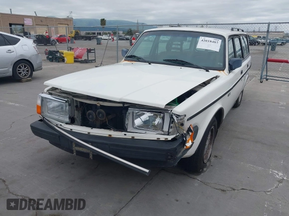 1991 Volvo 240 с VIN YV1AA885XM1897225, выставлен на аукционе IAAI как лот 42018402 с пробегом 158 448 миль миль и . История ставок и продаж доступна на DreamBid. Изображение 6.