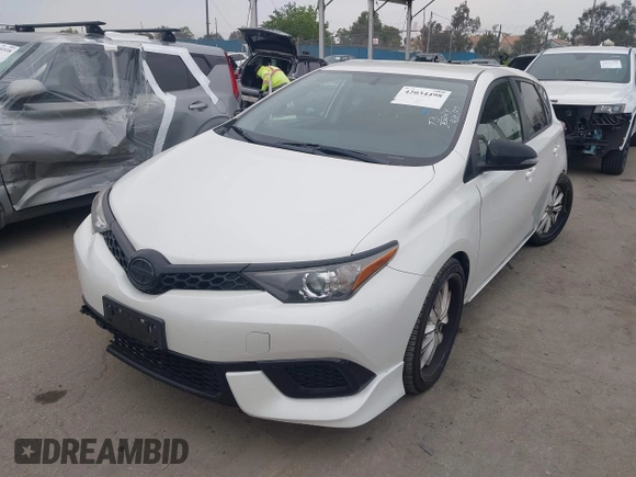 2016 Scion iM with VIN JTNKARJE1GJ516789, listed as a IAAI auction lot 42034498 with 132,796 mi miles. Bid and sale history available at carsss.com. Image 18.