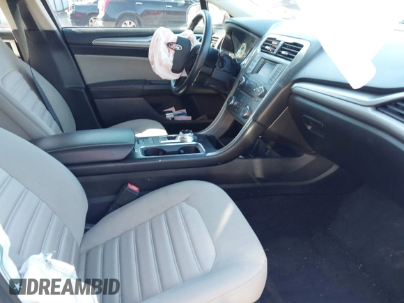 2018 Ford Fusion S with VIN 3FA6P0G76JR270334, listed as a IAAI auction lot 41490738 with 98,920 mi miles. Bid and sale history available at carsss.com. Image 5.