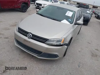 2013 Volkswagen Jetta SE z VIN 3VWDP7AJXDM239102, wystawiony jako IAAI lot #42306088 z przebiegiem 189 620 mil mil oraz . Historia ofert i sprzedaży dostępna na DreamBid. Obrazek 2.