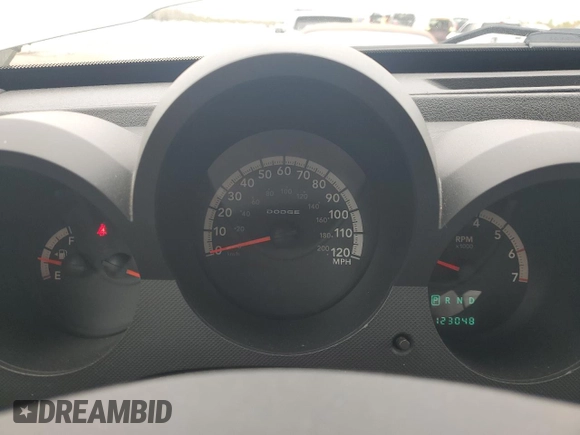 2008 Dodge Nitro SXT with VIN 1D8GU28K08W285099, listed as a Copart auction lot 52709275 with 123,048 mi miles and Salvage Title. Bid and sale history available at DreamBid. Image 9.