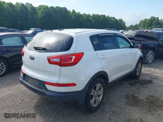 2013 Kia Sportage LX with VIN KNDPB3A26D7496056, listed as a IAAI auction lot 39824000 with 240304 miles. Bid and sale history available at carsss.com. Image 4.