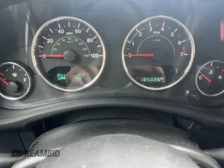 2018 Jeep Wrangler Unlimited Sport S с VIN 1C4HJWDG6JL927319, выставлен на аукционе IAAI как лот 42476734 с пробегом 185 026 миль миль и . История ставок и продаж доступна на DreamBid. Изображение 6.