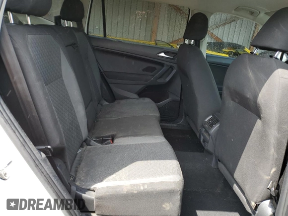 2018 Volkswagen Tiguan S with VIN 3VV0B7AX6JM094609, listed as a Copart auction lot 59550215 with 118,975 mi miles and Salvage title. Bid and sale history available at DreamBid. Image 11.