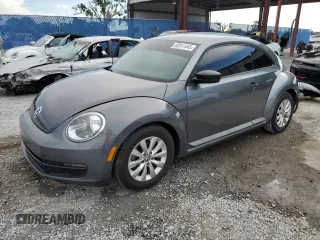 2014 Volkswagen Beetle Entry с VIN 3VWF17AT2EM642942, выставлен на аукционе Copart как лот 60241445 с пробегом 70 780 миль миль и Списание • Salvage title. История ставок и продаж доступна на DreamBid. Изображение 1.