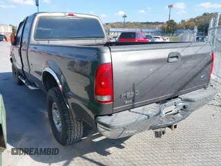 2004 Ford F-250 XL with VIN 1FTNX21P24EC17017, listed as a IAAI auction lot 40602285 with Not Provided miles and . Bid and sale history available at DreamBid. Image 3.