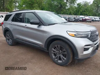 2022 Ford Explorer XLT z VIN 1FMSK7DH2NGB99767, wystawiony jako IAAI lot #41945162 z przebiegiem 59 383 mil mil oraz . Historia ofert i sprzedaży dostępna na DreamBid. Obrazek 1.