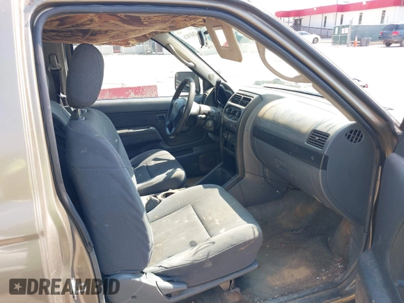 2002 Nissan Frontier XE with VIN 1N6DD26S42C333844, listed as a IAAI auction lot 42683026 with 331,895 mi miles and . Bid and sale history available at DreamBid. Image 5.