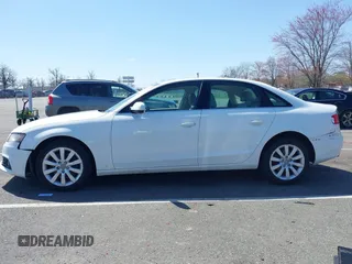 2011 Audi A4 Premium Plus z VIN WAUFFAFL2BA091511, wystawiony jako IAAI lot #41930126 z przebiegiem 248 428 mil mil oraz . Historia ofert i sprzedaży dostępna na DreamBid. Obrazek 14.