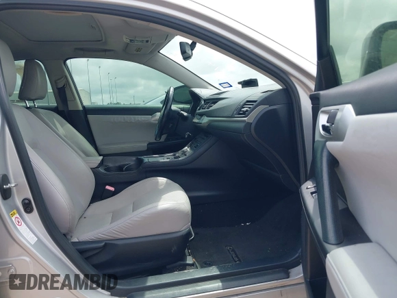 2012 Lexus CT CT 200h with VIN JTHKD5BH0C2082560, listed as a IAAI auction lot 42221415 with 194,321 mi miles and . Bid and sale history available at carsss.com. Image 5.