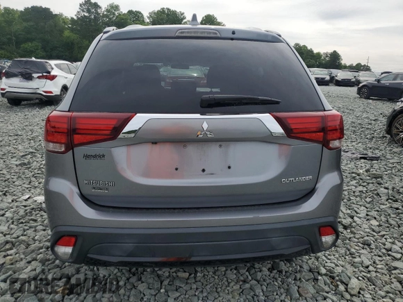 2018 Mitsubishi Outlander SE with VIN JA4AD3A30JZ044185, listed as a Copart auction lot 60111175 with 147,288 mi miles and Salvage title. Bid and sale history available at DreamBid. Image 6.