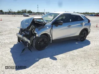2022 Mitsubishi Eclipse Cross LE z VIN JA4ASVAA6NZ061062, wystawiony jako Copart lot #57394845 z przebiegiem Nie podano mil oraz Szkody całkowita. Historia ofert i sprzedaży dostępna na DreamBid. Obrazek 1.