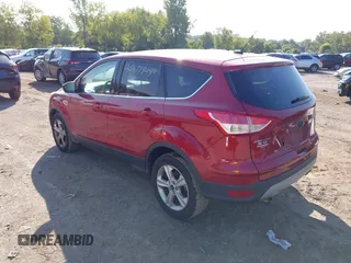 2015 Ford Escape SE with VIN 1FMCU9G90FUA11152, listed as a IAAI auction lot 40277949 with 182,450 mi miles. Bid and sale history available at carsss.com. Image 3.