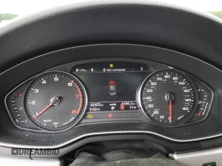 2018 Audi A4 Premium с VIN WAUDNAF48JA139823, выставлен на аукционе Copart как лот 56099335 с пробегом 42 455 миль миль и Списание • Salvage title. История ставок и продаж доступна на DreamBid. Изображение 9.