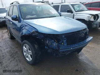 2009 Subaru Forester (Natl) X w/Premium Pkg with VIN JF2SH63609H791408, listed as a IAAI auction lot 41661390 with 91,867 mi miles. Bid and sale history available at carsss.com. Image 6.