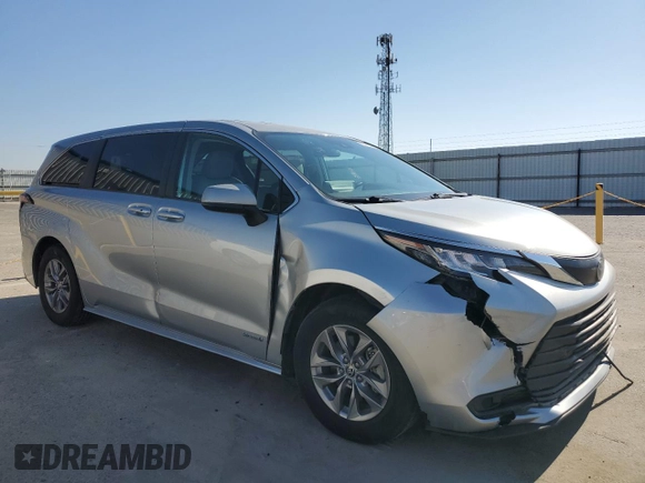 2021 Toyota Sienna LE with VIN 5TDKRKEC9MS035667, listed as a Copart auction lot 53754995 with 98,170 mi miles and Salvage title. Bid and sale history available at DreamBid. Image 4.