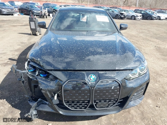 2024 BMW i4 xDrive40 with VIN WBY83FB04RFT19615, listed as a IAAI auction lot 41679918 with 3,883 mi miles. Bid and sale history available at carsss.com. Image 21.