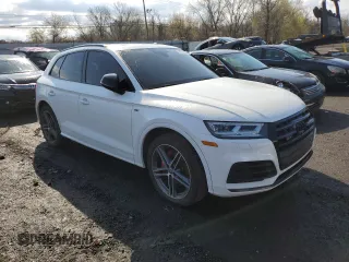 2018 Audi SQ5 Prestige with VIN WA1C4AFYXJ2033611, listed as a Copart auction lot 50764524 with 68,673 mi miles and Salvage Title. Bid and sale history available at DreamBid. Image 4.