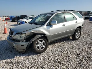 2002 Lexus RX 300 with VIN JTJGF10U820121879, listed as a Copart auction lot 52496705 with 92,641 mi miles and Salvage Title. Bid and sale history available at carsss.com. Image 1.