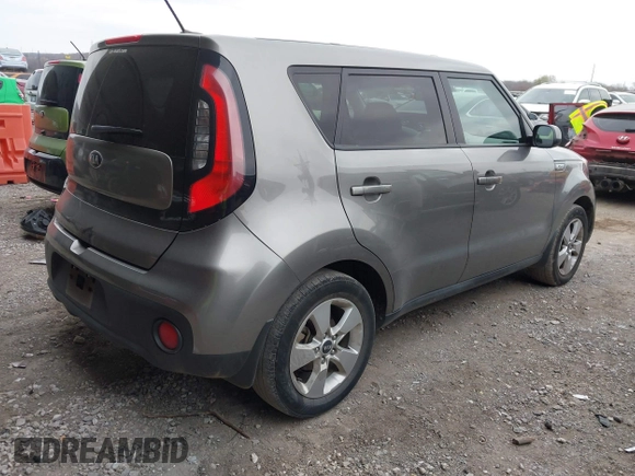 2017 Kia Soul with VIN KNDJN2A28H7495553, listed as a IAAI auction lot 40974023 with 110,407 mi miles. Bid and sale history available at carsss.com. Image 4.