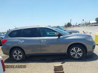 2017 Nissan Pathfinder S with VIN 5N1DR2MN5HC626920, listed as a IAAI auction lot 42557957 with 101,479 mi miles and . Bid and sale history available at DreamBid. Image 13.
