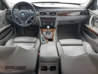 2007 BMW 3 Series 335i z VIN WBAVB73547KY60933, wystawiony jako Copart lot #53497415 z przebiegiem 174 145 mil mil oraz Szkoda całkowita • Salvage title. Historia ofert i sprzedaży dostępna na DreamBid. Obrazek 8.