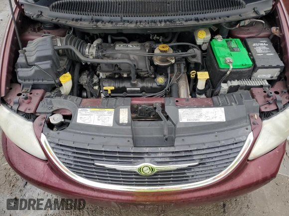 2002 Chrysler Town & Country LXi with VIN 2C8GP54L02R748587, listed as a Copart auction lot 43621485 with 161,646 mi miles and Salvage Title. Bid and sale history available at carsss.com. Image 14.