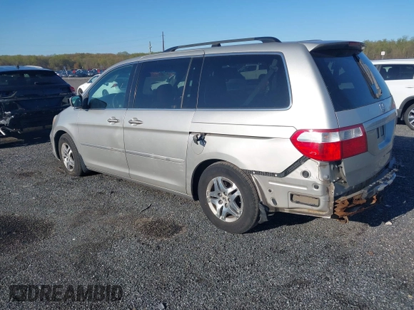 2005 Honda Odyssey EX with VIN 5FNRL38445B411188, listed as a IAAI auction lot 42060307 with 240,688 mi miles. Bid and sale history available at carsss.com. Image 3.