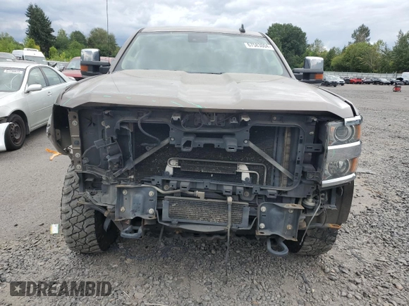 2015 Chevrolet Silverado 3500HD LTZ with VIN 1GC4K0E88FF572157, listed as a Copart auction lot 67583004 with 156,783 mi miles and Salvage Title. Bid and sale history available at carsss.com. Image 5.