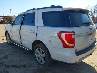 2020 Ford Expedition XLT with VIN 1FMJU1HT6LEA24349, listed as a IAAI auction lot 41218383 with 121,157 mi miles. Bid and sale history available at carsss.com. Image 18.