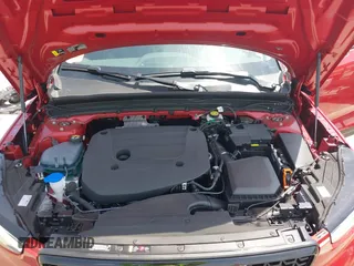 2025 Volvo XC40 Ultimate Dark Theme z VIN YV4L12UM3S2529546, wystawiony jako IAAI lot #42270947 z przebiegiem 787 mil mil oraz . Historia ofert i sprzedaży dostępna na DreamBid. Obrazek 10.