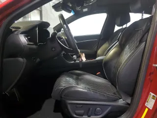 2020 Genesis G70 3.3T z VIN KMTG34LE0LU051663, wystawiony jako Copart lot #54016285 z przebiegiem 62 262 mil mil oraz Szkoda całkowita • Salvage title. Historia ofert i sprzedaży dostępna na DreamBid. Obrazek 7.