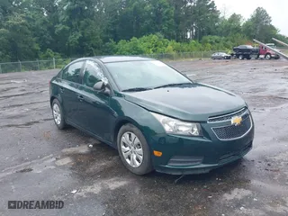 2014 Chevrolet Cruze LS with VIN 1G1PA5SG7E7441375, listed as a IAAI auction lot 42031209 with 104,720 mi miles. Bid and sale history available at carsss.com. Image 1.