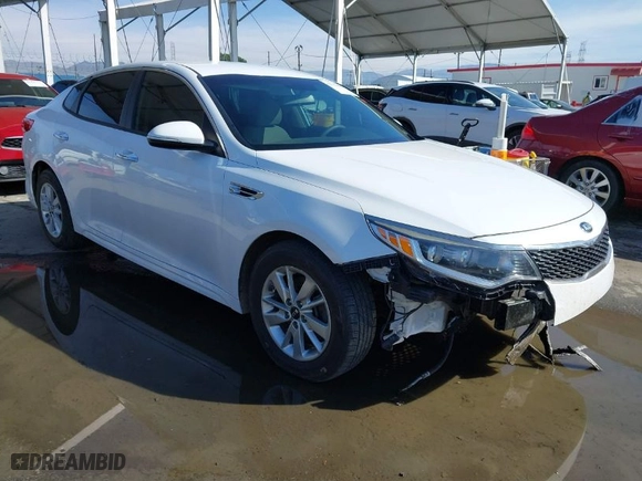 2018 Kia Optima LX with VIN 5XXGT4L3XJG208874, listed as a IAAI auction lot 41592695 with 40,978 mi miles. Bid and sale history available at carsss.com. Image 1.