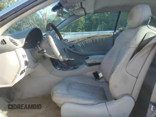 2004 Mercedes-Benz CLK 500 with VIN WDBTK75G54T013397, listed as a Copart auction lot 69033014 with 157,888 mi miles and Salvage Title. Bid and sale history available at carsss.com. Image 7.