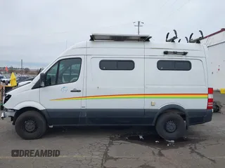2016 Mercedes-Benz Sprinter Cargo with VIN WD3PE7DD6GP339069, listed as a IAAI auction lot 41837867 with 53,121 mi miles. Bid and sale history available at carsss.com. Image 15.