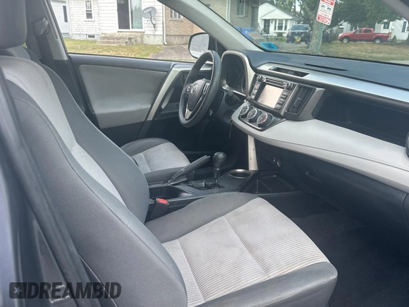 2015 Toyota RAV4 LE with VIN JTMBFREV7FD122534, listed as a Copart auction lot 66685855 with 185,081 mi miles and Clean title. Bid and sale history available at DreamBid. Image 5.