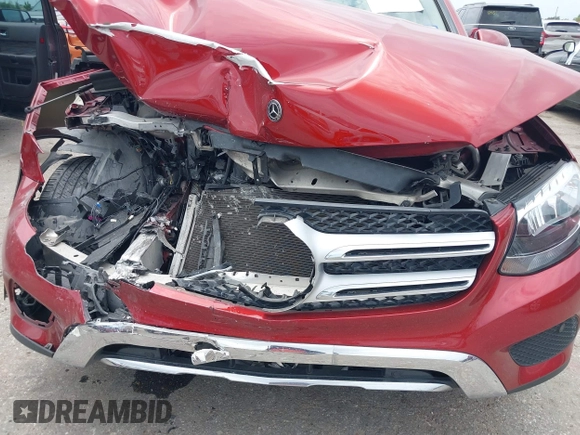 2019 Mercedes-Benz GLC 300 with VIN WDC0G4JB5KV120914, listed as a IAAI auction lot 42302432 with Not provided miles and . Bid and sale history available at DreamBid. Image 6.
