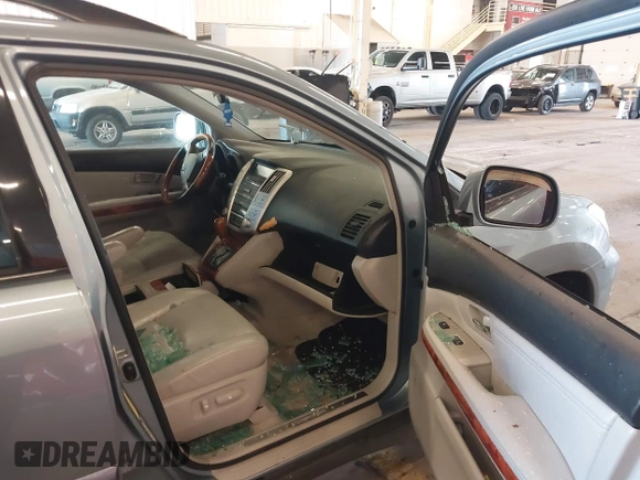 2004 Lexus RX 330 z VIN 2T2HA31U14C014502, wystawiony jako IAAI lot #40682875 z przebiegiem Nie podano mil oraz . Historia ofert i sprzedaży dostępna na DreamBid. Obrazek 5.