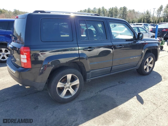 2016 Jeep Patriot Latitude with VIN 1C4NJRFB7GD725775, listed as a Copart auction lot 51952525 with 197,121 mi miles and Salvage Title. Bid and sale history available at carsss.com. Image 3.