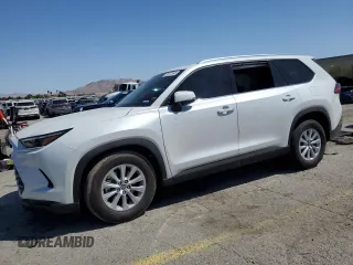 2024 Toyota Highlander XLE z VIN 5TDAAAB53RS061224, wystawiony jako Copart lot #52572945 z przebiegiem 15 604 mil mil oraz Szkoda całkowita • Salvage title. Historia ofert i sprzedaży dostępna na DreamBid. Obrazek 1.