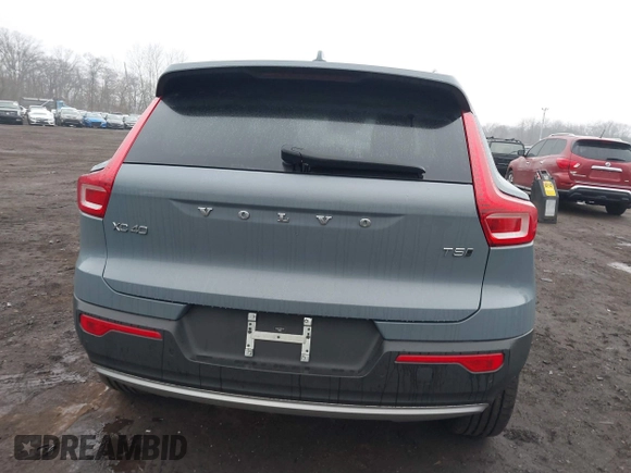 2022 Volvo XC40 Momentum с VIN YV4162UK4N2742114, выставлен на аукционе IAAI как лот 41465820 с пробегом 13 833 миль миль и . История ставок и продаж доступна на DreamBid. Изображение 16.