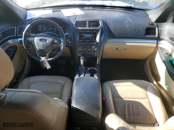 2016 Ford Explorer XLT with VIN 1FM5K7D86GGC55404, listed as a Copart auction lot 44241275 with 142,496 mi miles and Salvage Title. Bid and sale history available at carsss.com. Image 8.